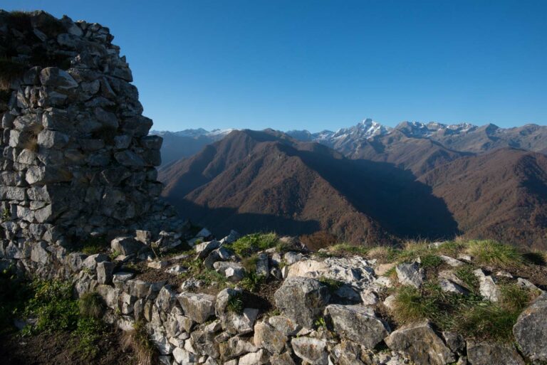 Lire la suite à propos de l’article Rando-découverte :  Le château de Mirabat